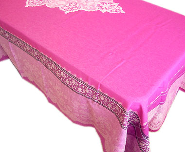 French Jacquard tablecloth, Teflon (Dentelle. raspberry) - Click Image to Close